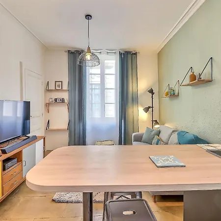 Le Magdalena - Confort 4* En Plein Ecusson * Nîmes