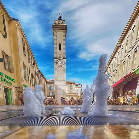 Le Magdalena - Confort 4* En Plein Ecusson Nîmes